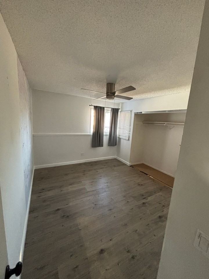 5165 San Vicente Dr - Photo 7 of 10