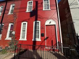 featured image of 351 Beaver St