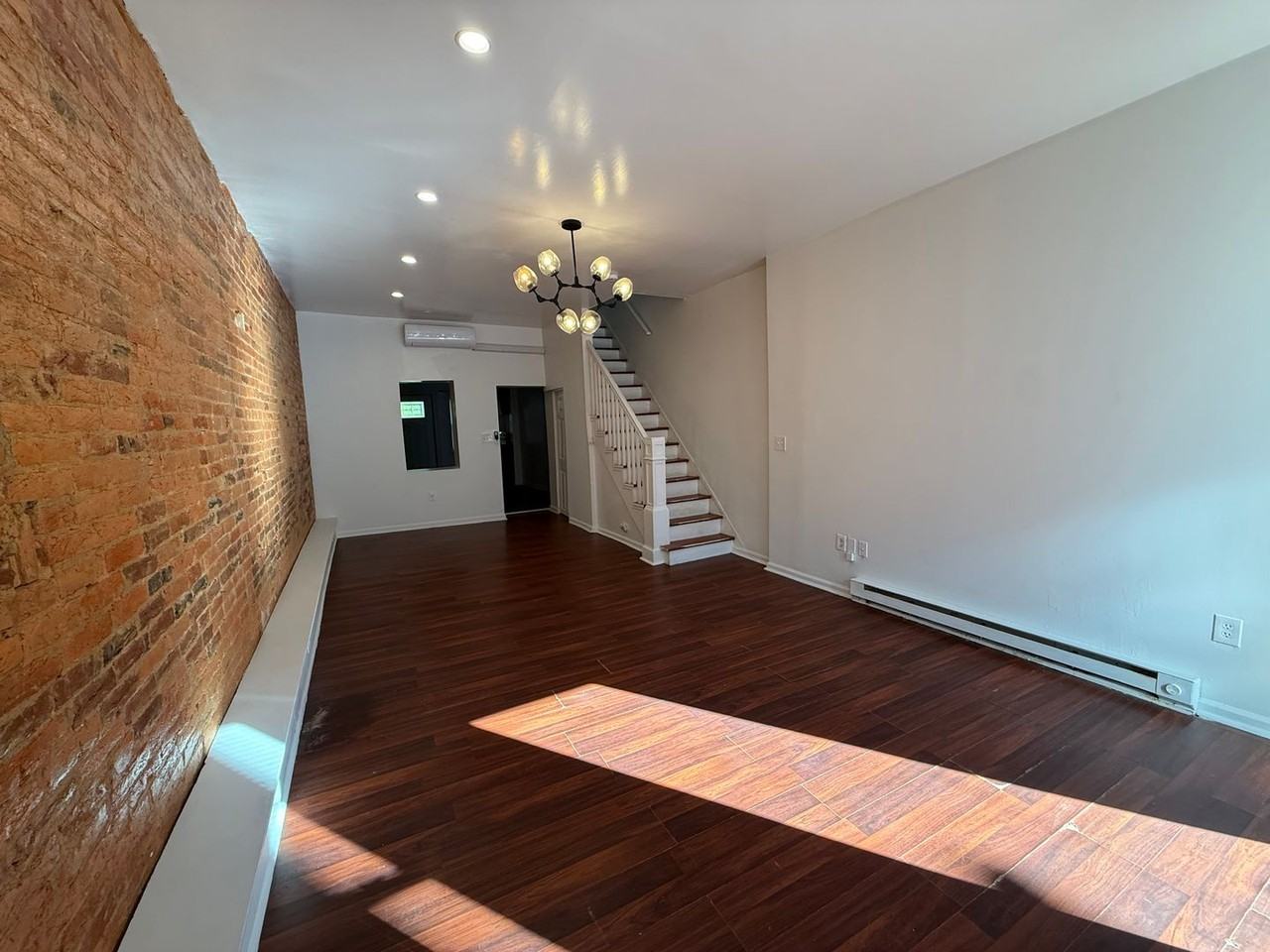 351 Beaver St - Photo 2 of 17