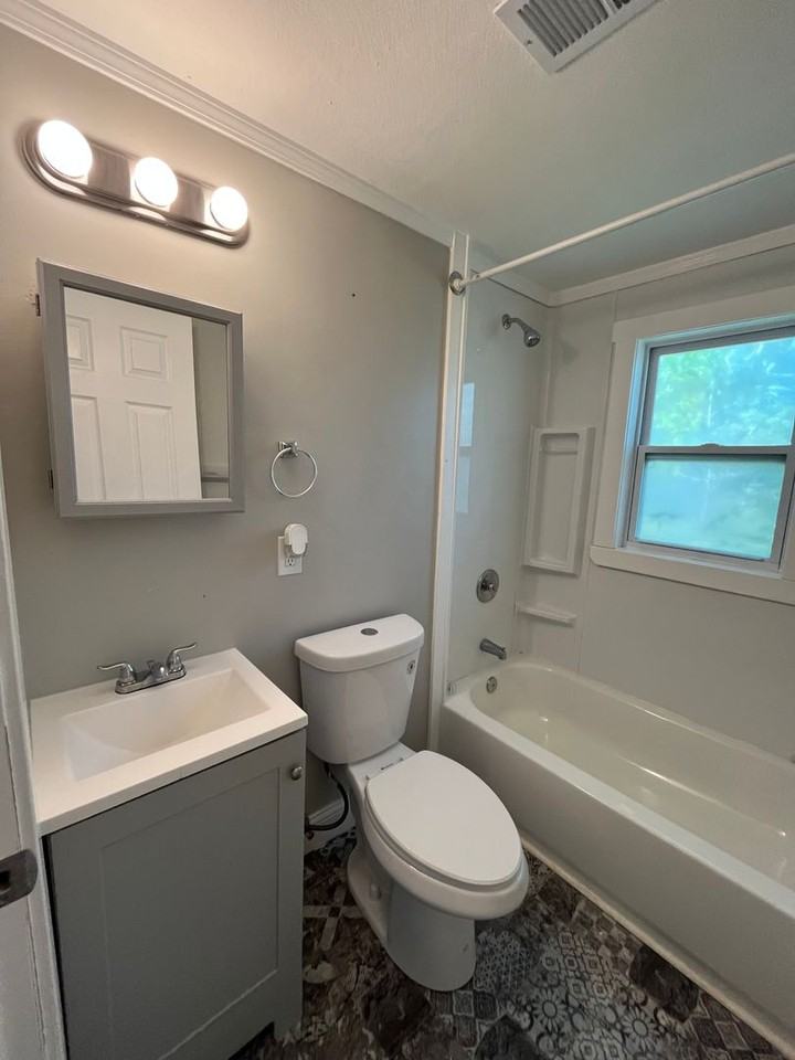 429 Jean Ave - Photo 4 of 22
