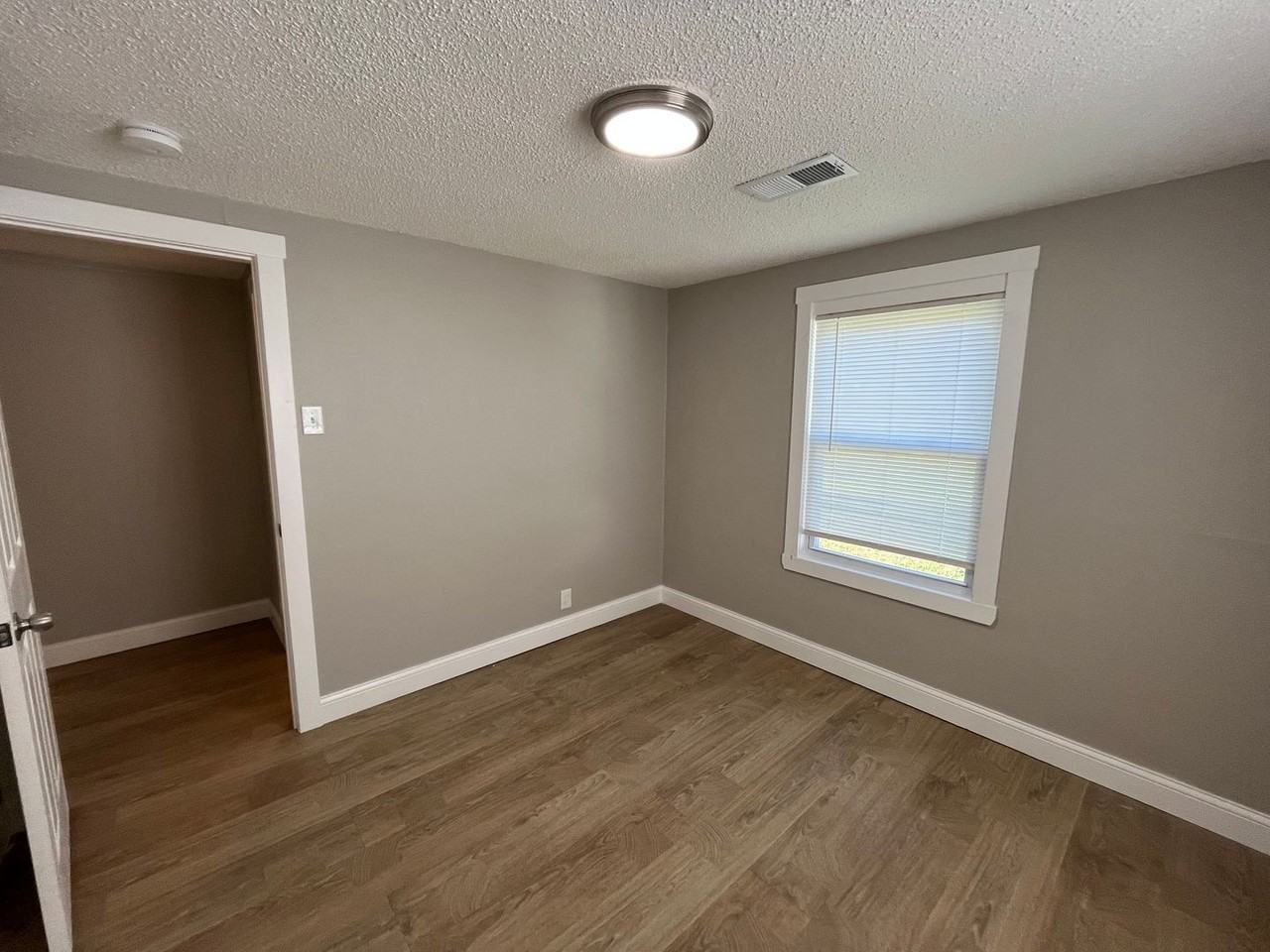 429 Jean Ave - Photo 5 of 22