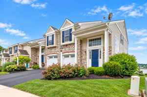 featured image of 777 Oak Leaf Ln