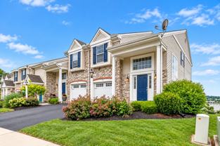 777 Oak Leaf Ln - Photo 1 of 1