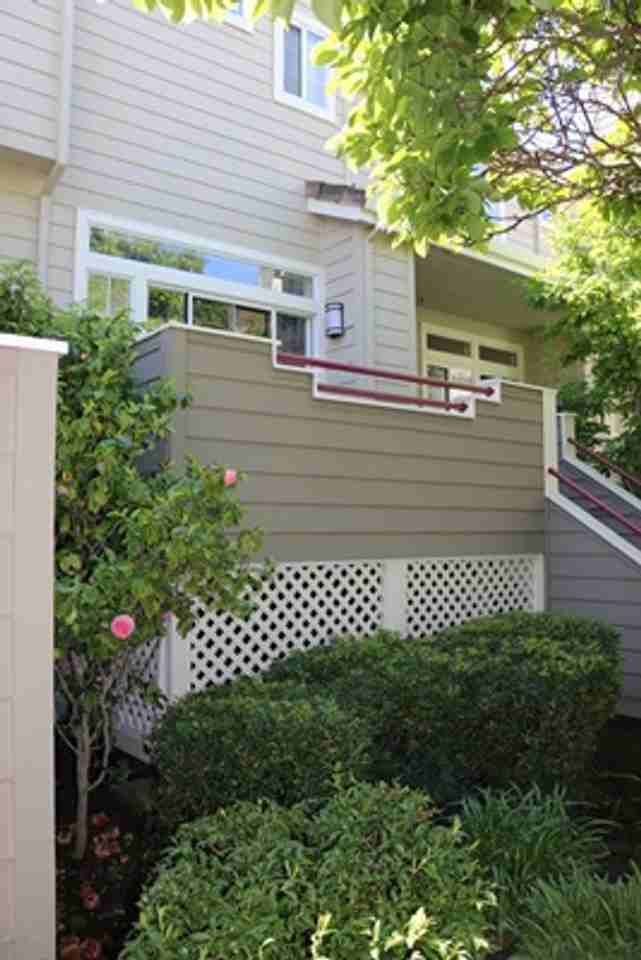 1156 La Rochelle Ter #D - Photo 2 of 14