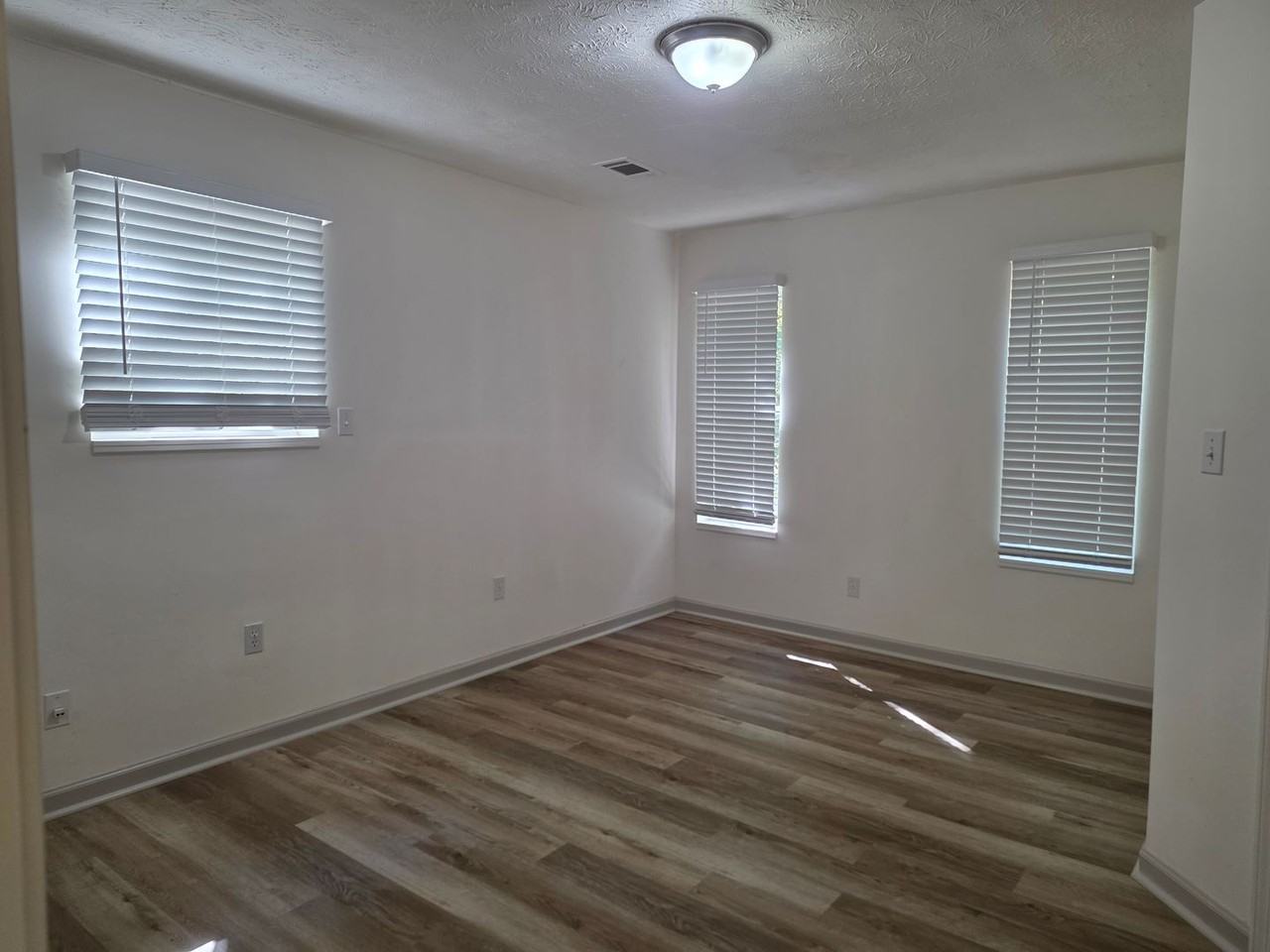 1211 Trout Drive - Photo 6 of 27
