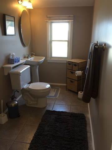 10943 118 St NW - Photo 2 of 8