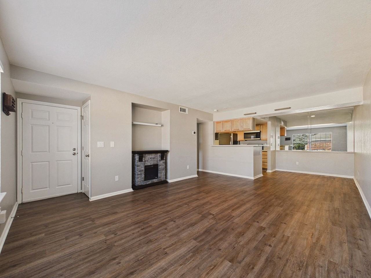 9293 E Arbor Cir #C - Photo 3 of 15