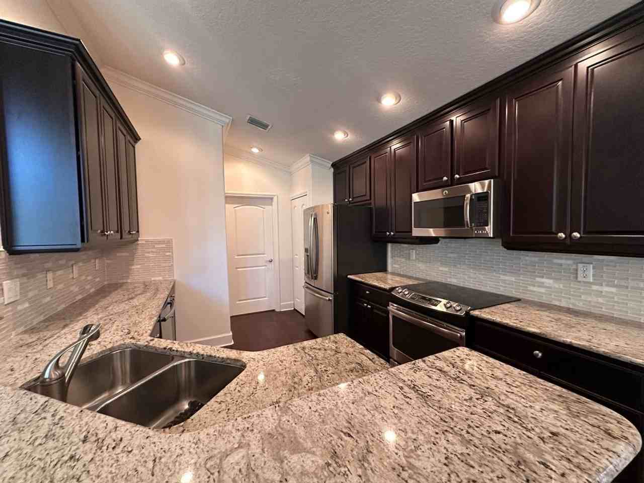 5 Owls Roost Ln W - Photo 7 of 29