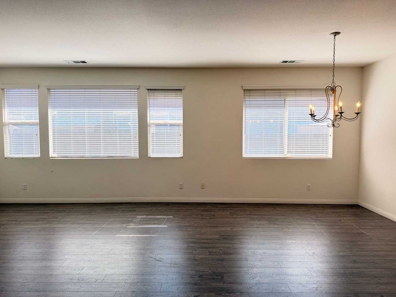 23741 Fieldcrest Ln - Photo 6 of 42