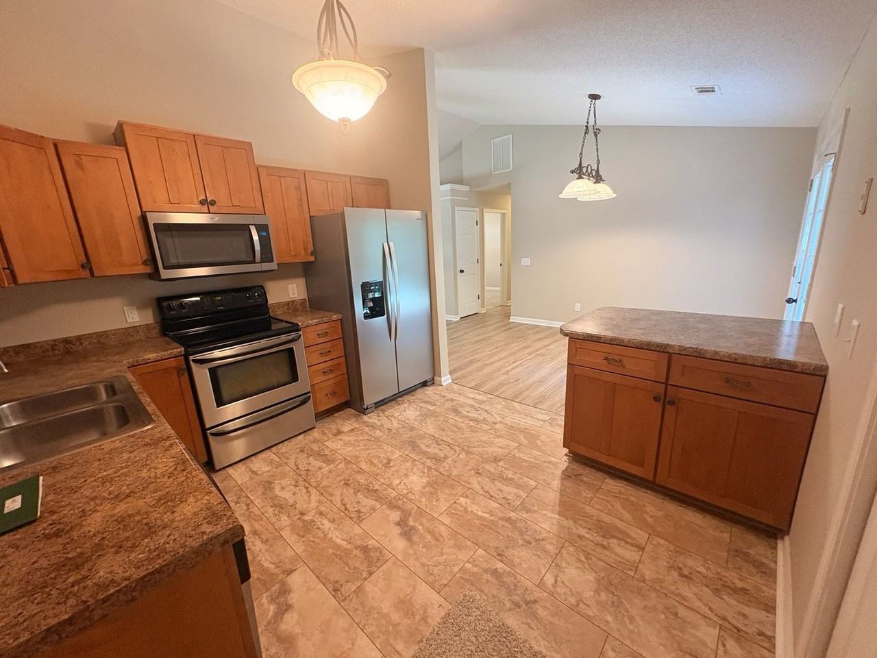 251 Twin Creek Shrs - Photo 6 of 17