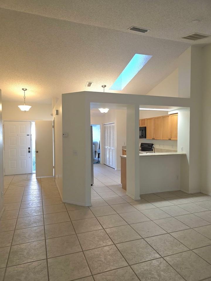 13235 Laver Ln - Photo 5 of 16