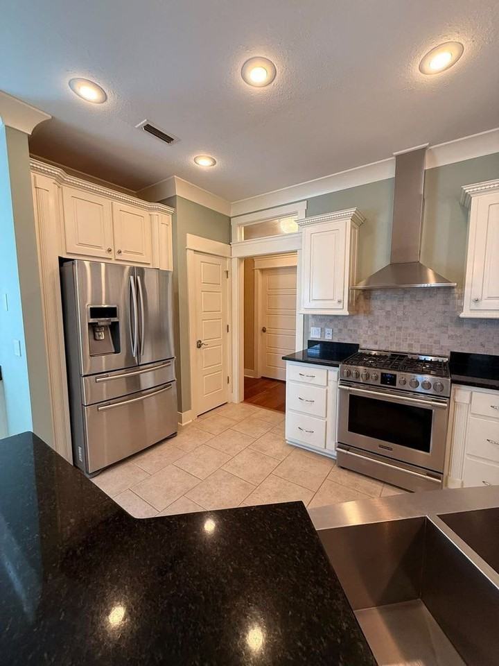 206 Greyfox Trl - Photo 3 of 13