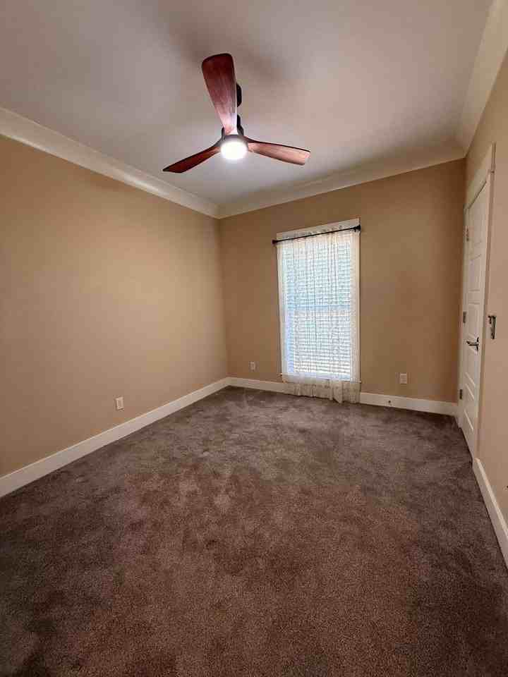 206 Greyfox Trl - Photo 7 of 13