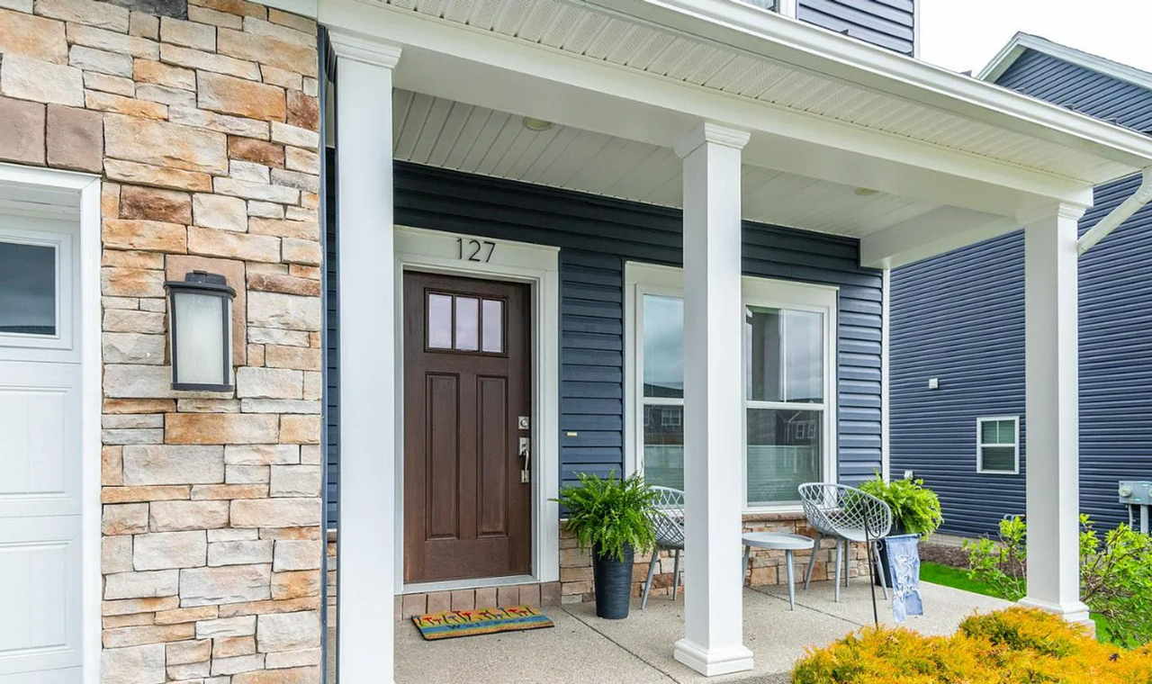 127 Aeropointe Ln - Photo 2 of 20