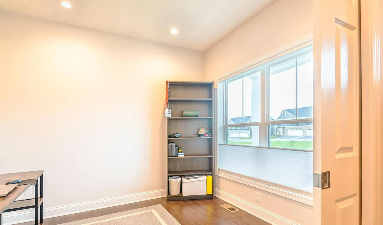 127 Aeropointe Ln - Photo 5 of 20