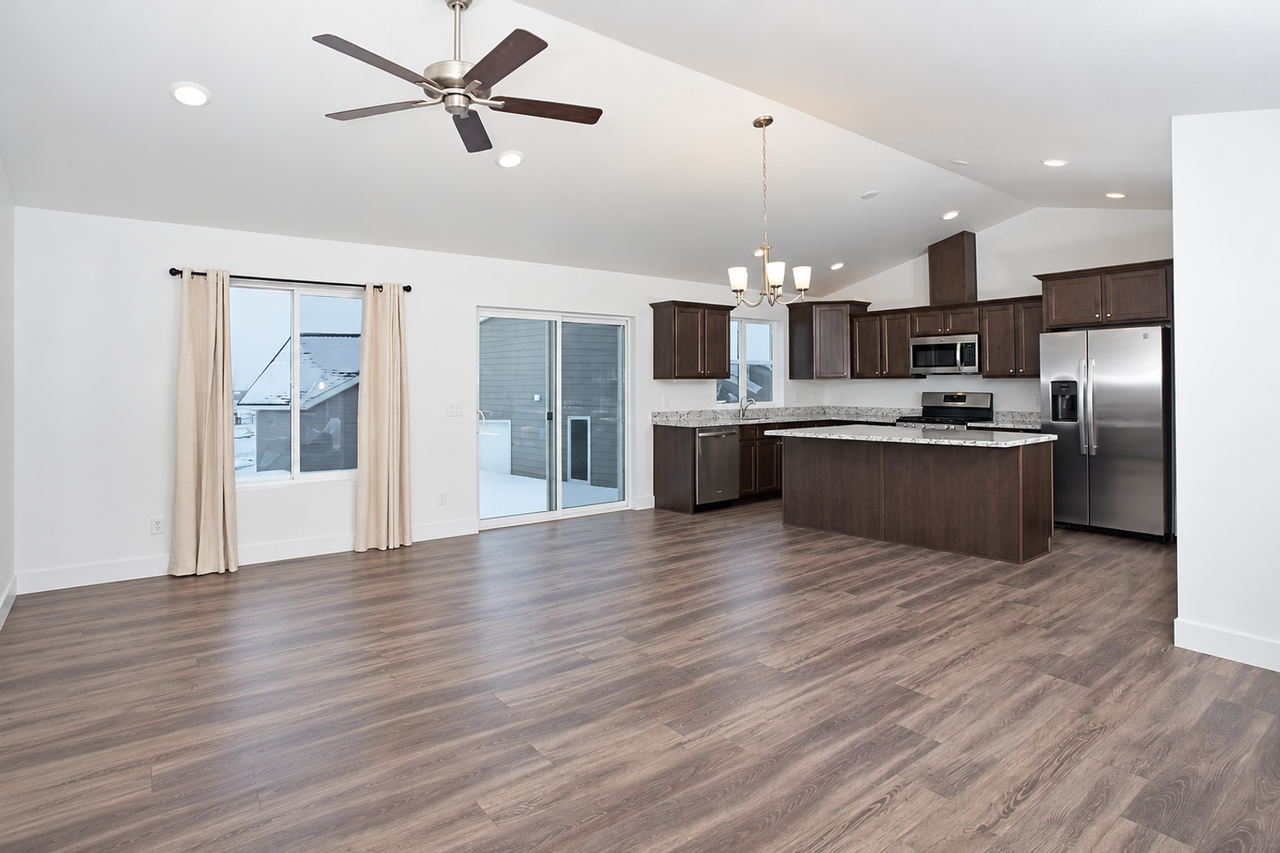 303 Meadow View Loop - Photo 3 of 5