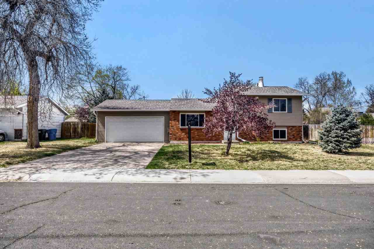 3513 Kingston Cir - Photo 2 of 27