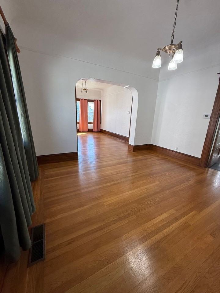 1517 19th Ave - Photo 3 of 16