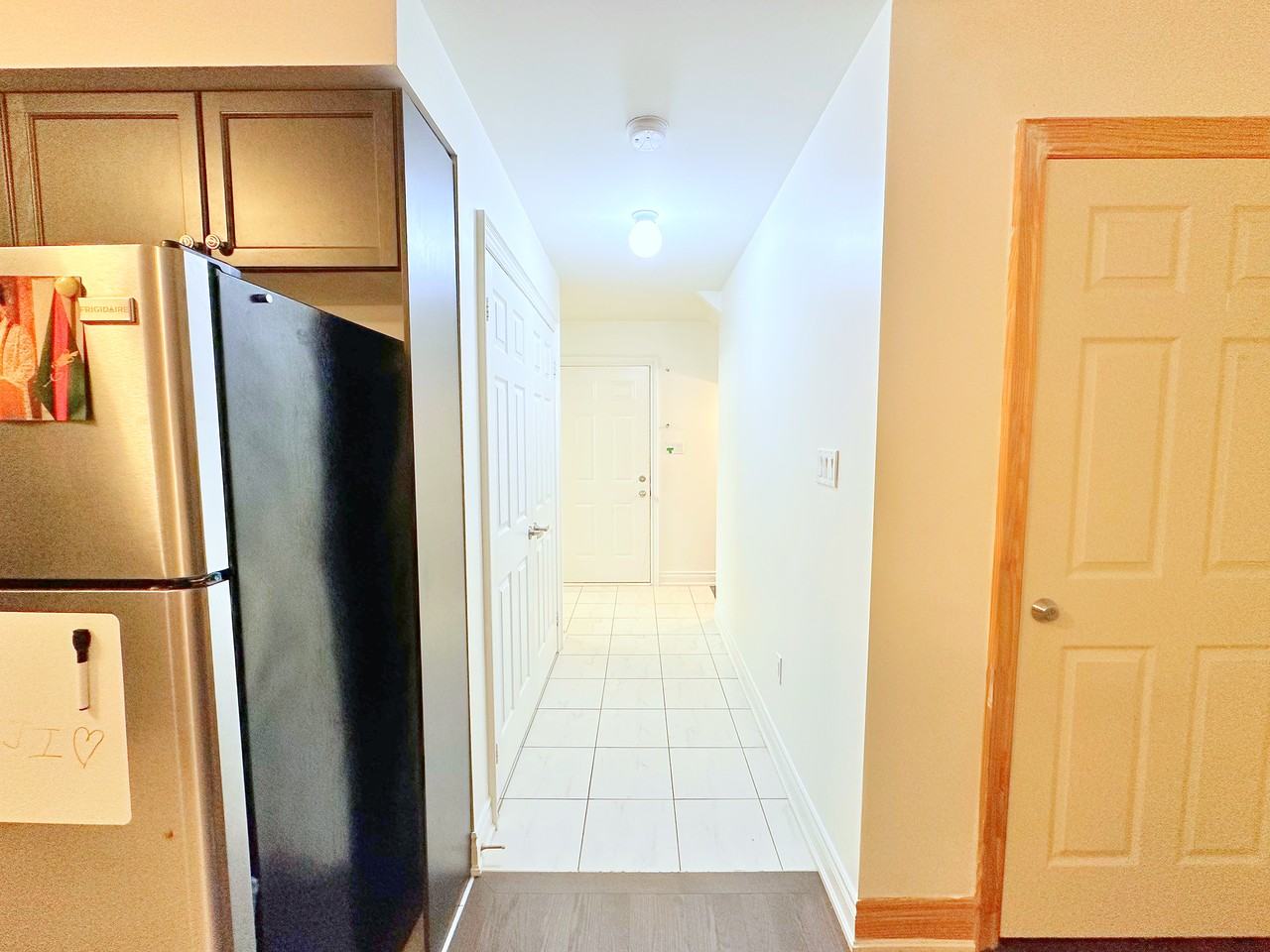 62 Beaver Avenue #Main - Photo 7 of 10