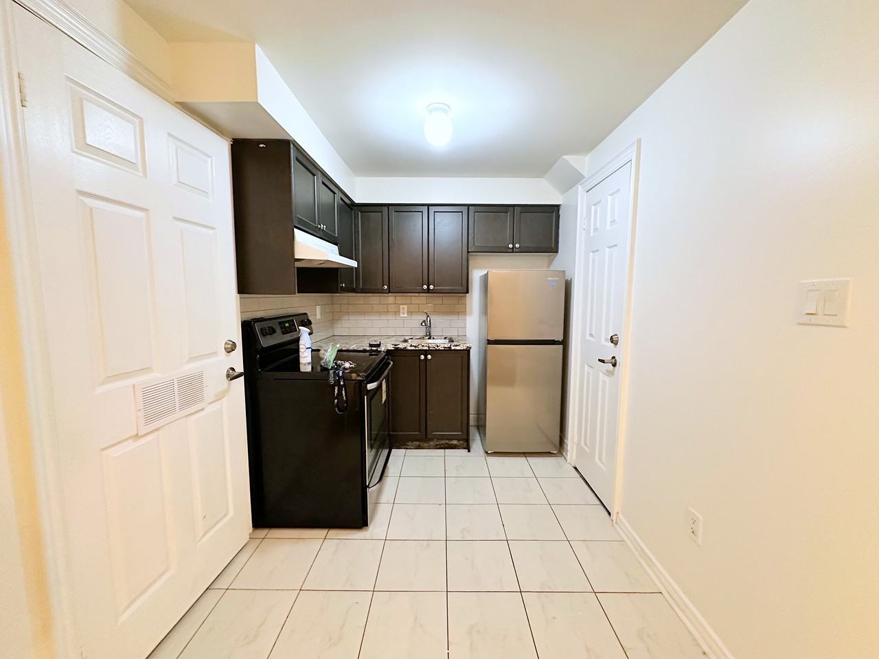 62 Beaver Avenue - Photo 3 of 9