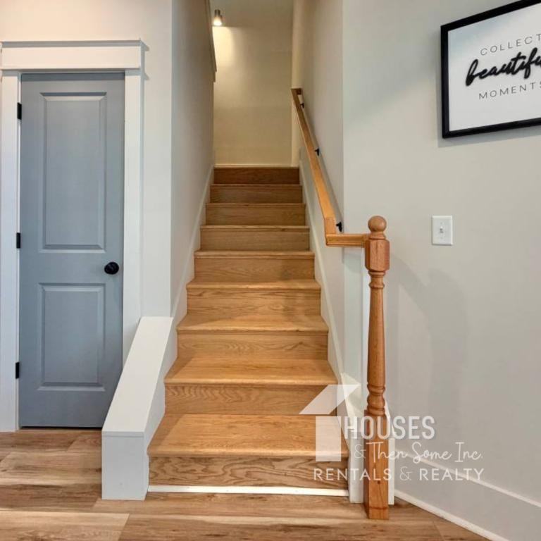 233 Marshland Ln - Photo 6 of 21