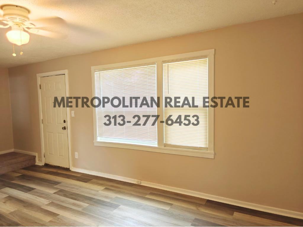 34212 Dayton Ct - Photo 3 of 22