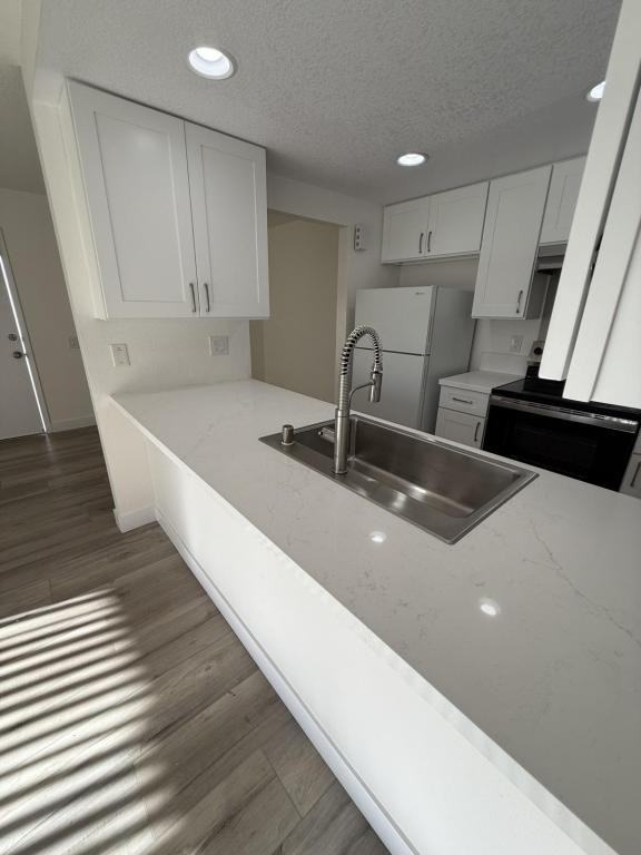 180 N Richmont Dr - Photo 6 of 7