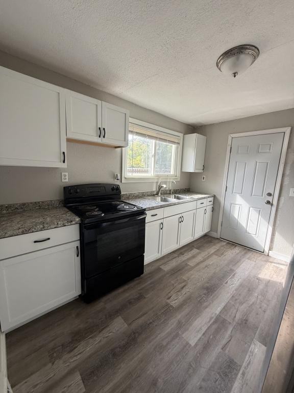 3297 N Center Rd - Photo 3 of 13