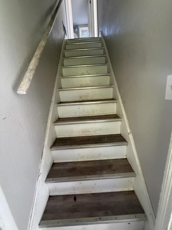 3297 N Center Rd - Photo 5 of 13