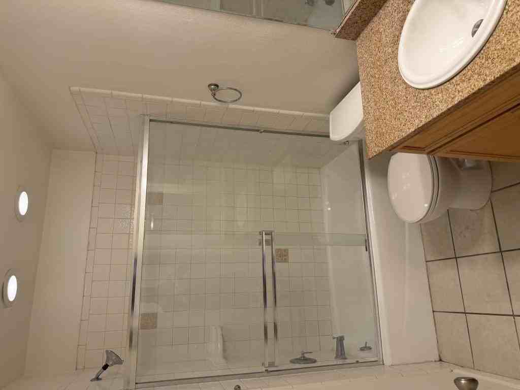 367 Northgate Dr - Photo 7 of 19