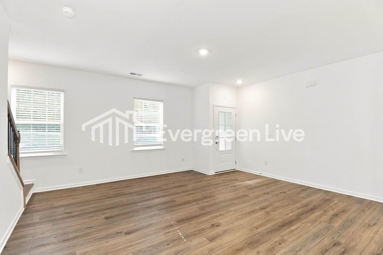 273 Fourth St - Photo 2 of 12