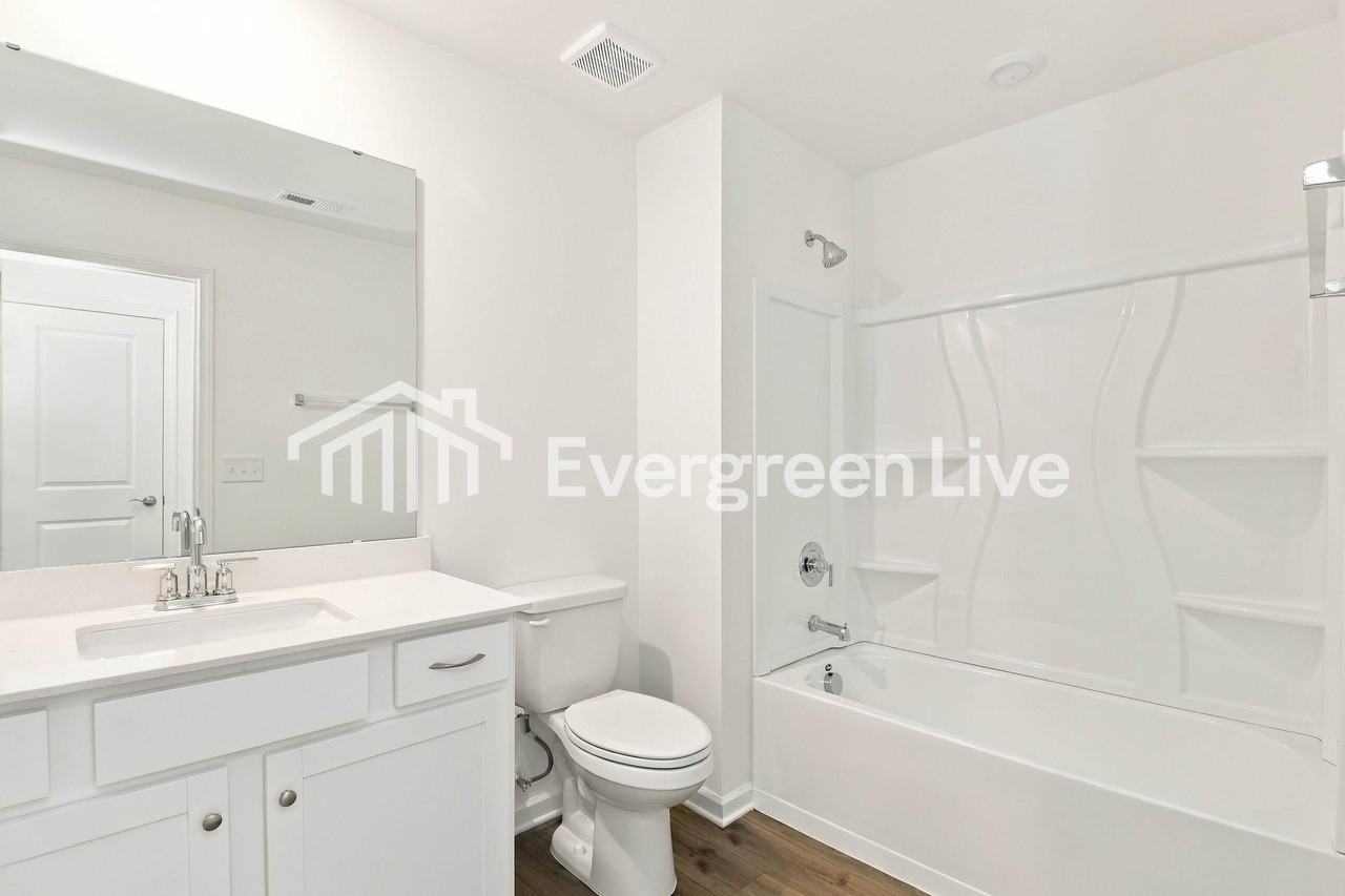 273 Fourth St - Photo 6 of 12