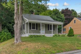 31 Longfellow Dr - Photo 1 of 1