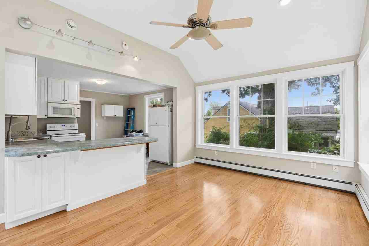 31 Longfellow Dr - Photo 5 of 11