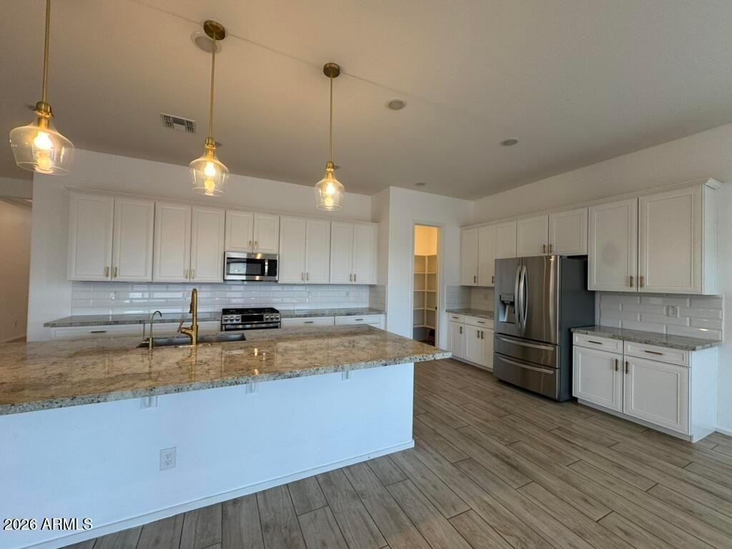 13711 N 145th Dr - Photo 7 of 45