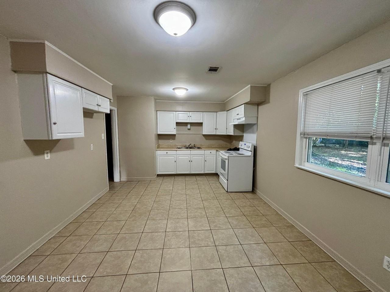 68 Choctaw Cir - Photo 2 of 10