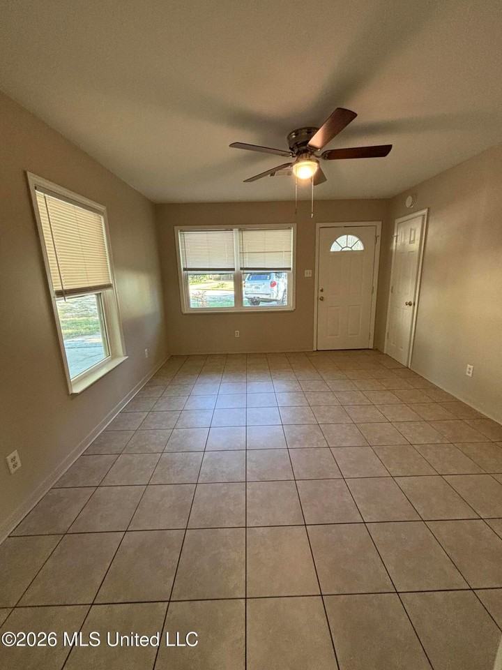 68 Choctaw Cir - Photo 4 of 10