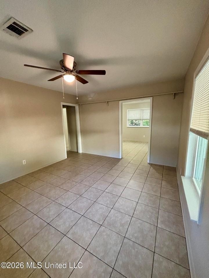 68 Choctaw Cir - Photo 5 of 10