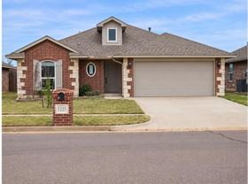 1233 Greenfield Ave - Photo 1 of 1