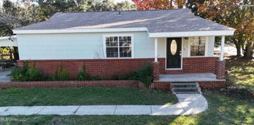 featured image of 2302 Wilson Ave
