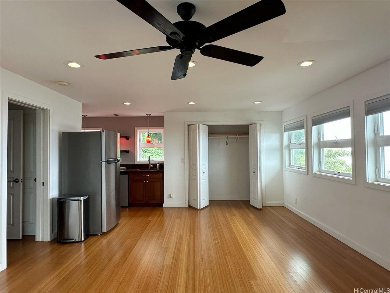 3804 Mariposa Dr - Photo 4 of 18