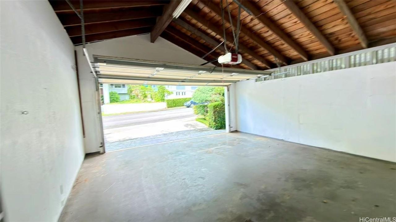 769 Ainapo St - Photo 2 of 25