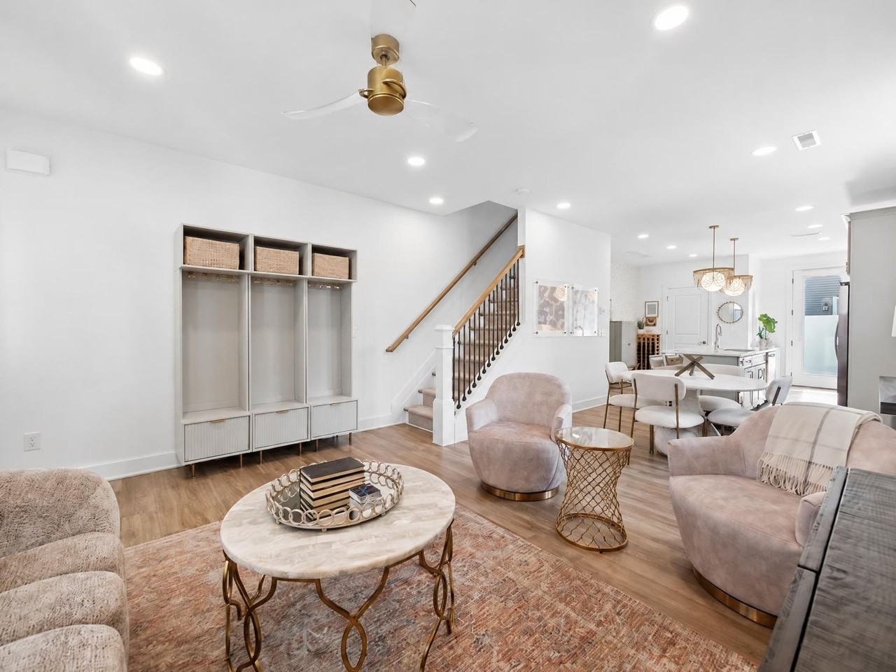 1480 Chesapeake Ave - Photo 6 of 19