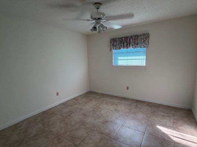 9131 Warwickshire Rd - Photo 6 of 13
