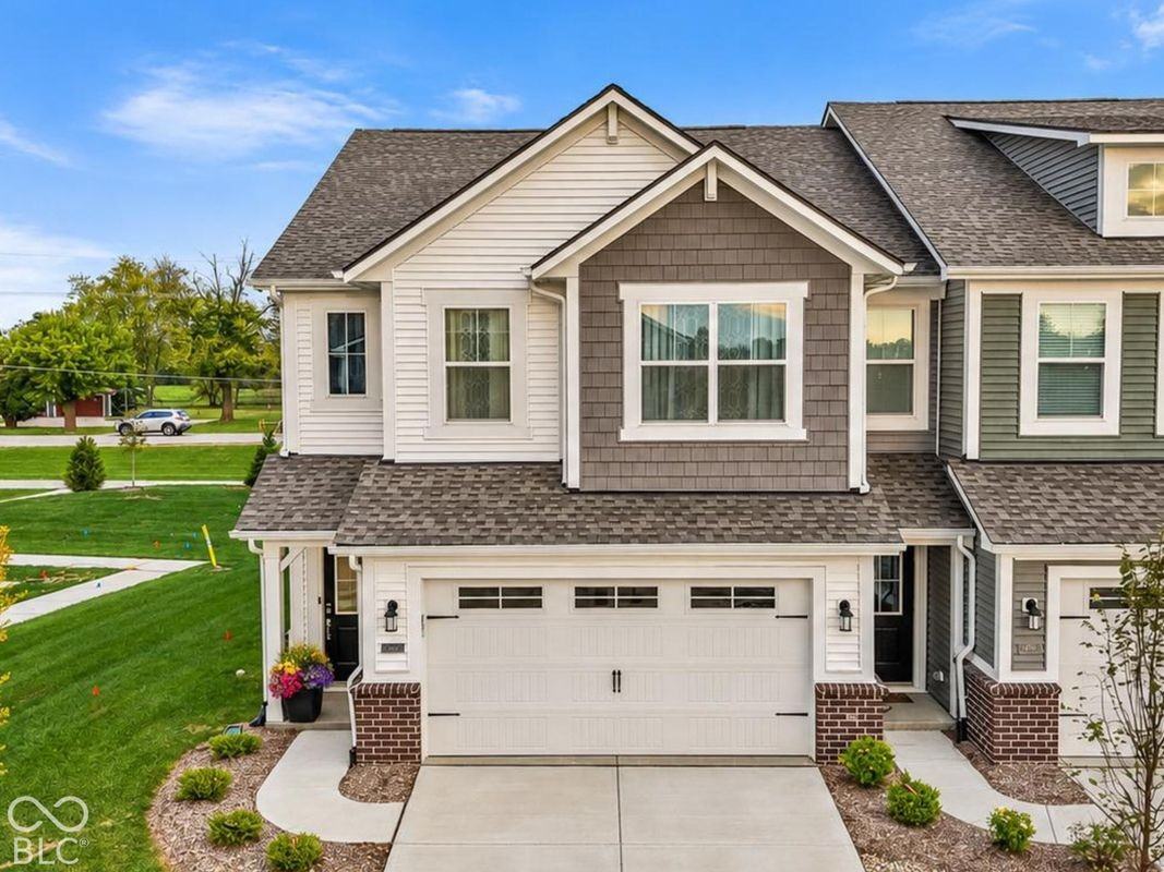 2820 Corbett Ln - Photo 2 of 30