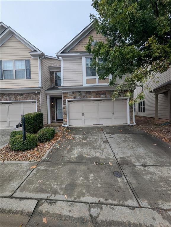 5667 Radford Loop