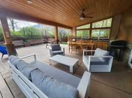 featured image of 322 Park Dr