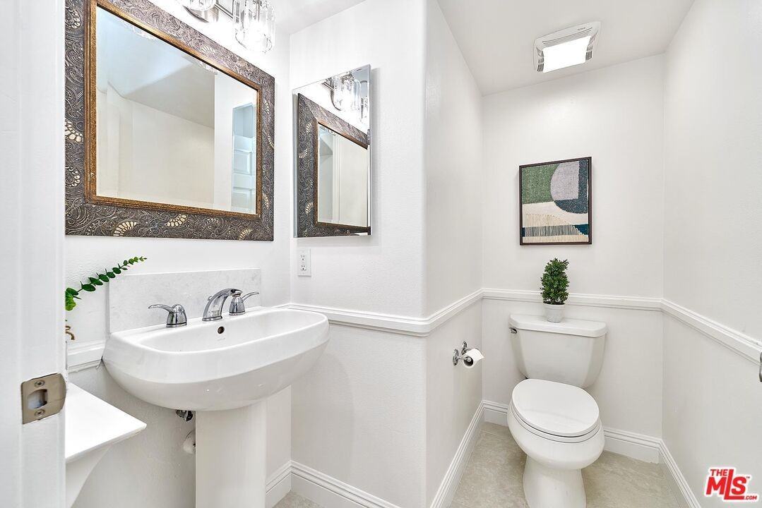 646 N Sierra Bonita Ave - Photo 6 of 50