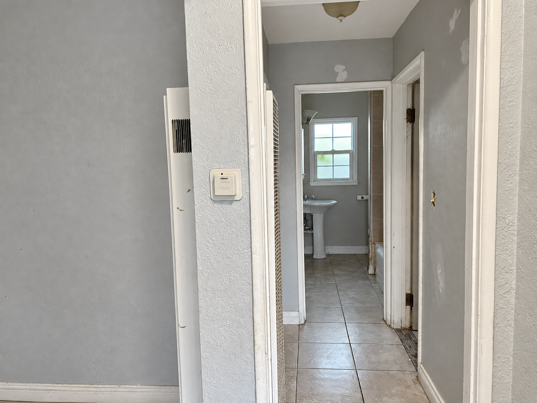 26217 9th St - Photo 5 of 6