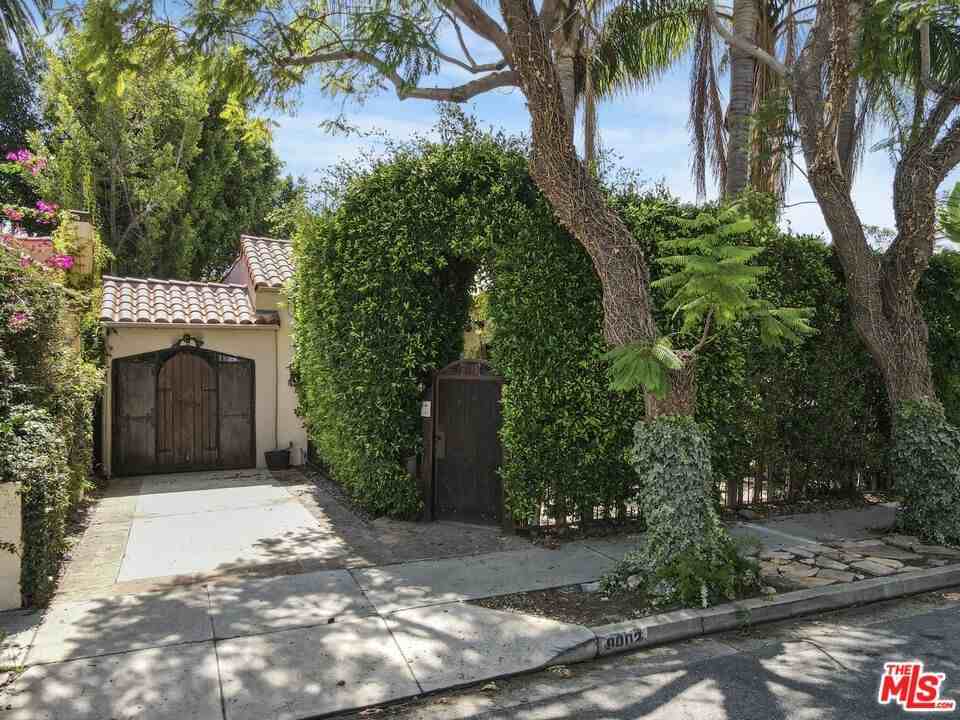 9002 Norma Pl - Photo 2 of 21